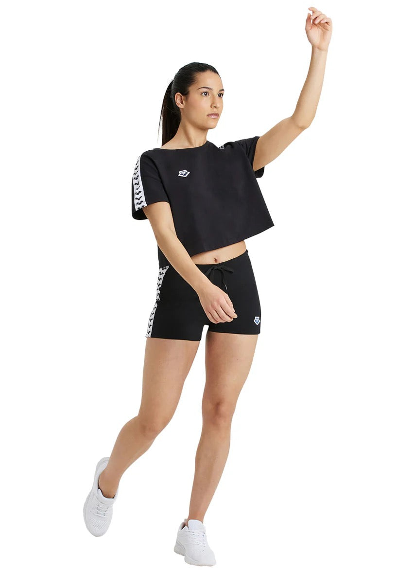 Women's Corrine Team Cropped Tee