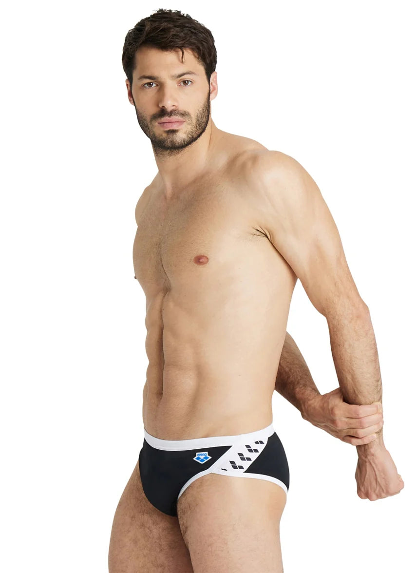 Arena Men's Icons Solid Brief Swimsuit
